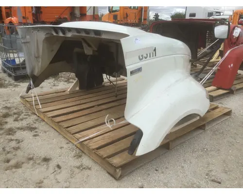 INTERNATIONAL PROSTAR 122 HOOD