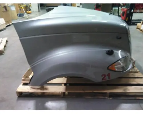 INTERNATIONAL PROSTAR 122 HOOD