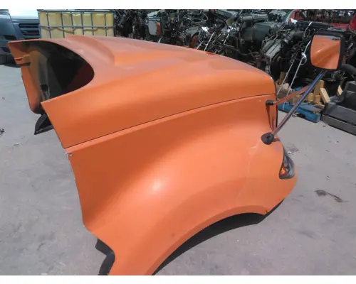 INTERNATIONAL PROSTAR 122 HOOD