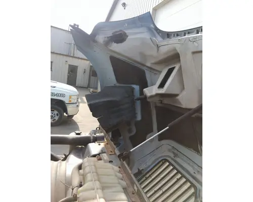 INTERNATIONAL PROSTAR 122 HOOD