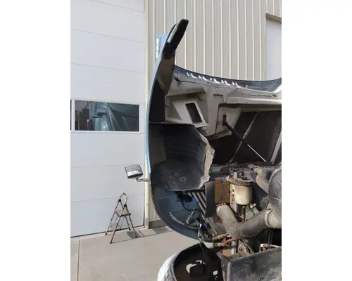 INTERNATIONAL PROSTAR 122 HOOD