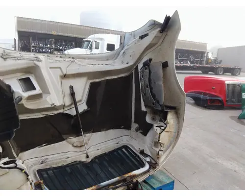 INTERNATIONAL PROSTAR 122 HOOD