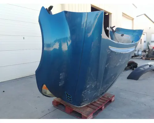 INTERNATIONAL PROSTAR 122 HOOD