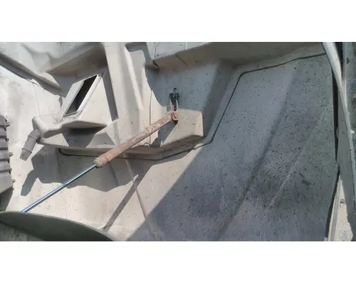 INTERNATIONAL PROSTAR 122 HOOD