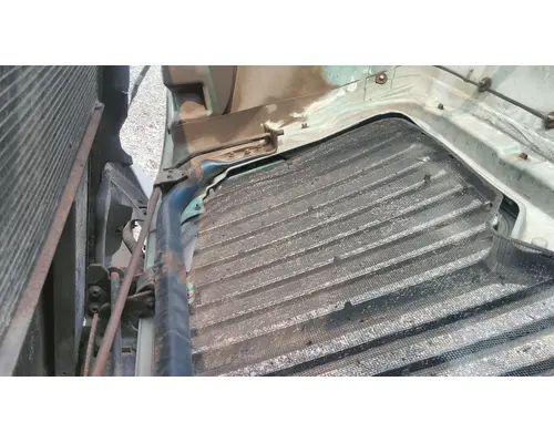 INTERNATIONAL PROSTAR 122 HOOD