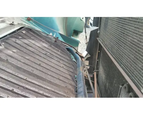 INTERNATIONAL PROSTAR 122 HOOD