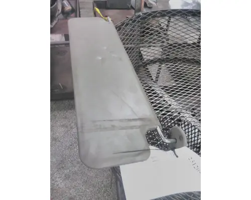 INTERNATIONAL PROSTAR 122 INTERIOR SUN VISOR