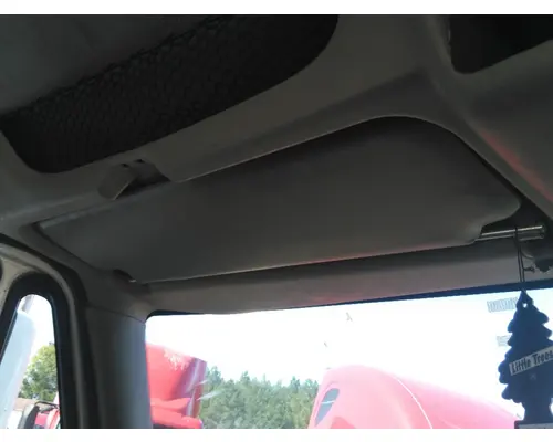 INTERNATIONAL PROSTAR 122 INTERIOR SUN VISOR