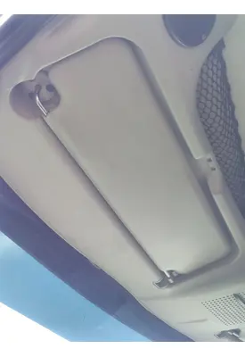 INTERNATIONAL PROSTAR 122 INTERIOR SUN VISOR