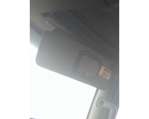 INTERNATIONAL PROSTAR 122 INTERIOR SUN VISOR