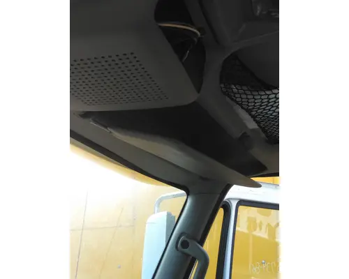 INTERNATIONAL PROSTAR 122 INTERIOR SUN VISOR