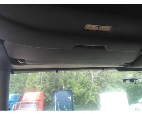 INTERNATIONAL PROSTAR 122 INTERIOR SUN VISOR