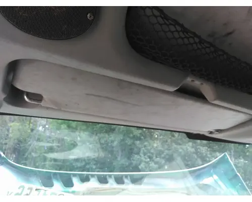 INTERNATIONAL PROSTAR 122 INTERIOR SUN VISOR
