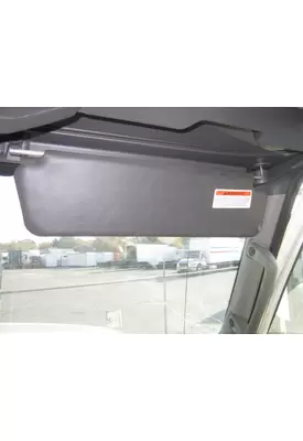 INTERNATIONAL PROSTAR 122 INTERIOR SUN VISOR