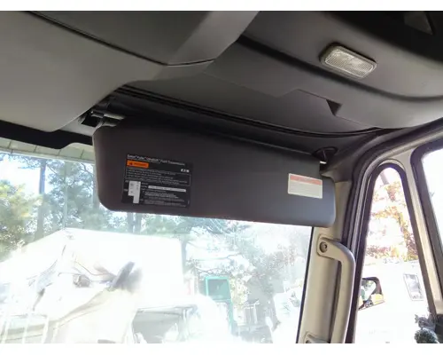 INTERNATIONAL PROSTAR 122 INTERIOR SUN VISOR