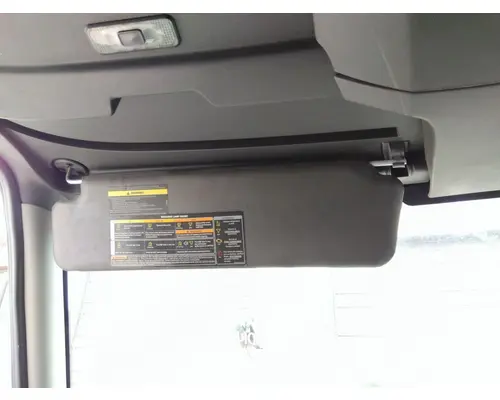 INTERNATIONAL PROSTAR 122 INTERIOR SUN VISOR