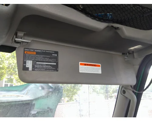 INTERNATIONAL PROSTAR 122 INTERIOR SUN VISOR