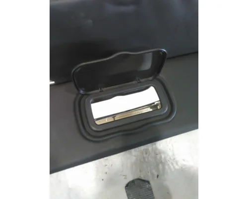 INTERNATIONAL PROSTAR 122 INTERIOR SUN VISOR
