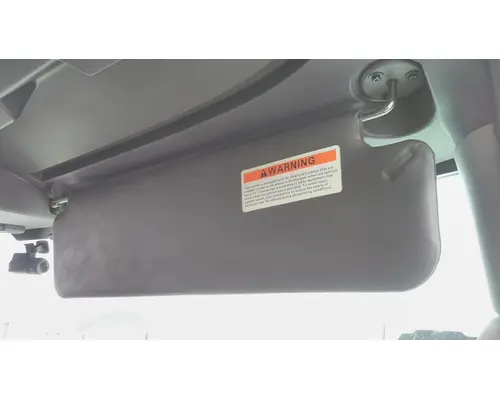 INTERNATIONAL PROSTAR 122 INTERIOR SUN VISOR