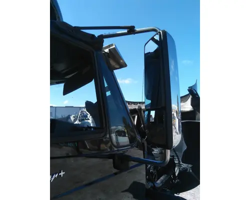 INTERNATIONAL PROSTAR 122 MIRROR ASSEMBLY CABDOOR