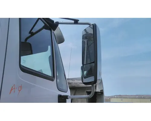 INTERNATIONAL PROSTAR 122 MIRROR ASSEMBLY CABDOOR