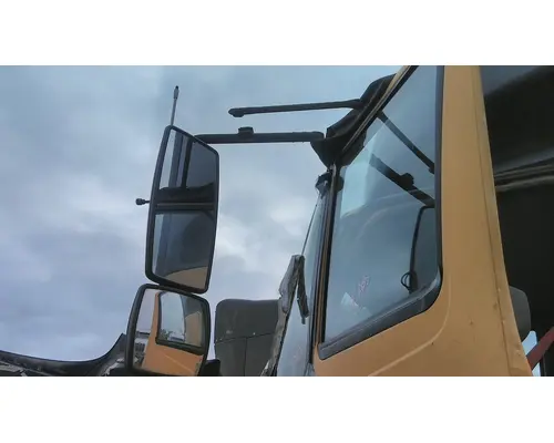 INTERNATIONAL PROSTAR 122 MIRROR ASSEMBLY CABDOOR