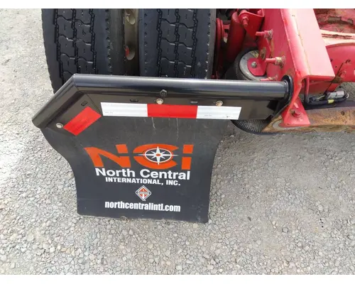 INTERNATIONAL PROSTAR 122 MUD FLAP HANGER