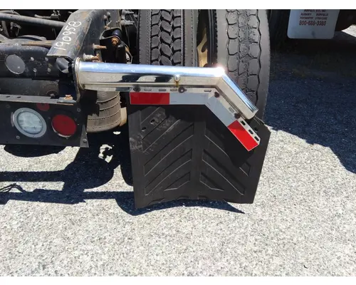 INTERNATIONAL PROSTAR 122 MUD FLAP HANGER