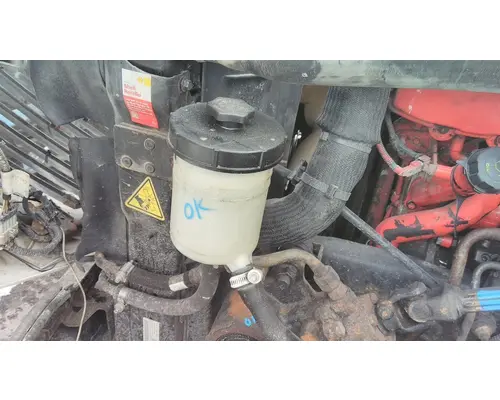 INTERNATIONAL PROSTAR 122 POWER STEERING RESERVOIR