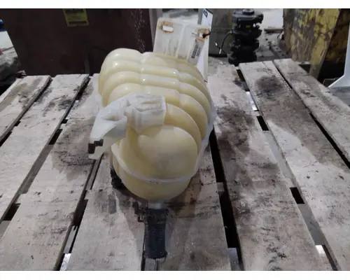 INTERNATIONAL PROSTAR 122 RADIATOR OVERFLOW TANK