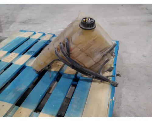 INTERNATIONAL PROSTAR 122 RADIATOR OVERFLOW TANK