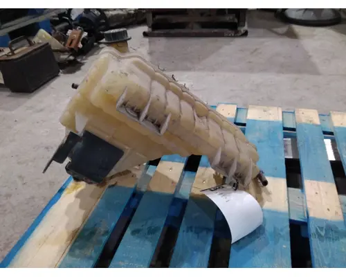 INTERNATIONAL PROSTAR 122 RADIATOR OVERFLOW TANK