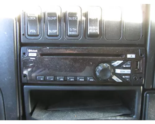 INTERNATIONAL PROSTAR 122 RADIO AMFMBLUETOOTH