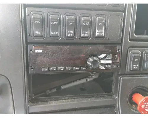 INTERNATIONAL PROSTAR 122 RADIO AMFMBLUETOOTH