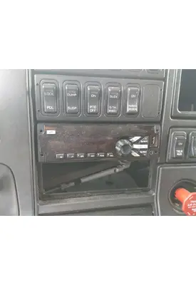 INTERNATIONAL PROSTAR 122 RADIO AM/FM/BLUETOOTH