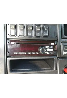 INTERNATIONAL PROSTAR 122 RADIO AM/FM/BLUETOOTH