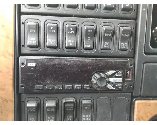 INTERNATIONAL PROSTAR 122 RADIO AMFMBLUETOOTH