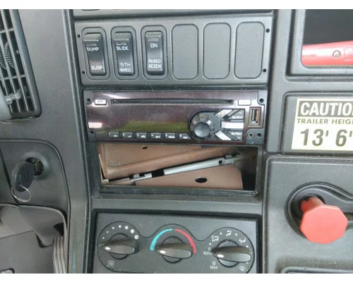 INTERNATIONAL PROSTAR 122 RADIO AMFMBLUETOOTH