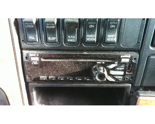 INTERNATIONAL PROSTAR 122 RADIO AMFMBLUETOOTH