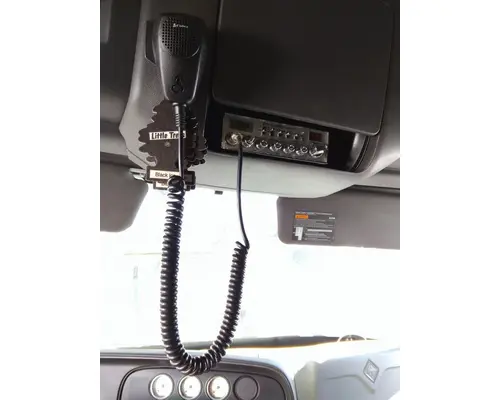 INTERNATIONAL PROSTAR 122 RADIO AV EQUIPMENT