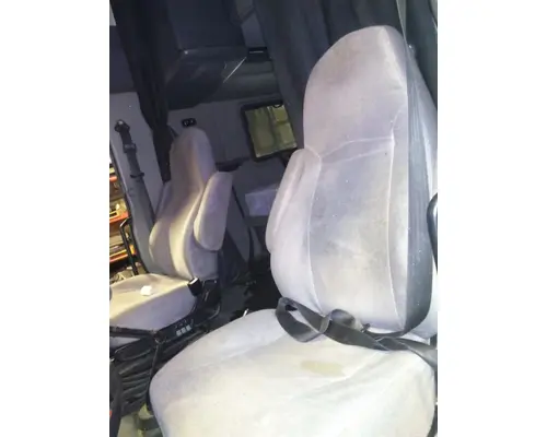 INTERNATIONAL PROSTAR 122 SEAT, FRONT