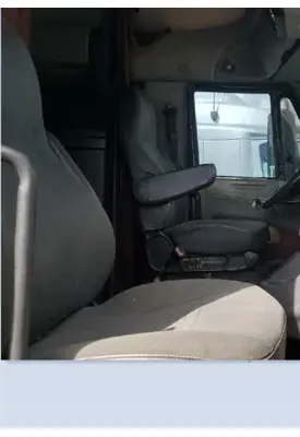 INTERNATIONAL PROSTAR 122 SEAT, FRONT