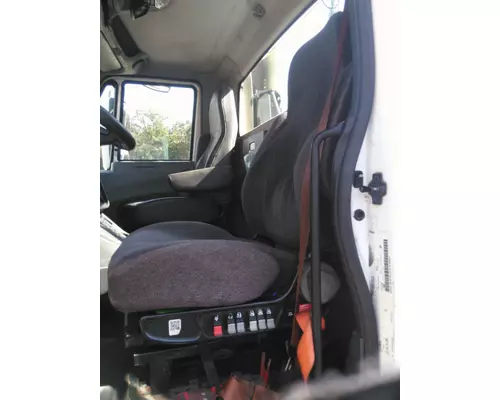 INTERNATIONAL PROSTAR 122 SEAT, FRONT