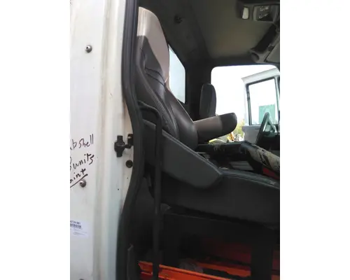 INTERNATIONAL PROSTAR 122 SEAT, FRONT