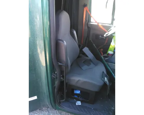 INTERNATIONAL PROSTAR 122 SEAT, FRONT