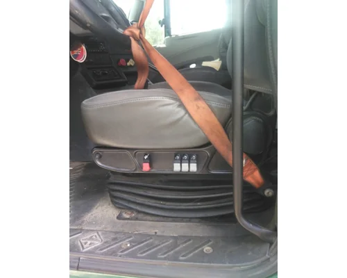 INTERNATIONAL PROSTAR 122 SEAT, FRONT