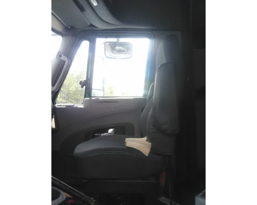 INTERNATIONAL PROSTAR 122 SEAT, FRONT