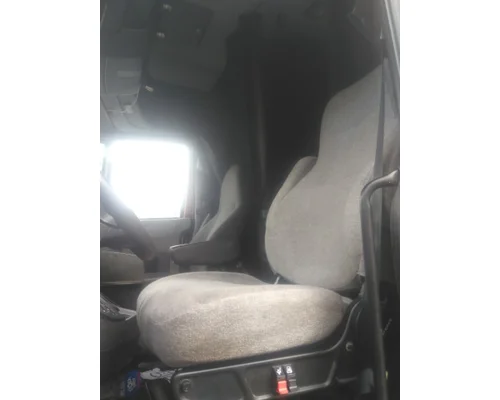 INTERNATIONAL PROSTAR 122 SEAT, FRONT