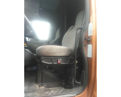 INTERNATIONAL PROSTAR 122 SEAT, FRONT