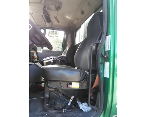 INTERNATIONAL PROSTAR 122 SEAT, FRONT